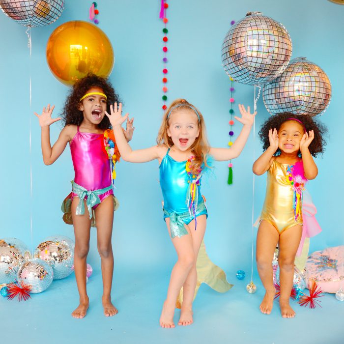 It's An Underwater Disco-Quarium Dance Party! | Confetti on the Dance ...